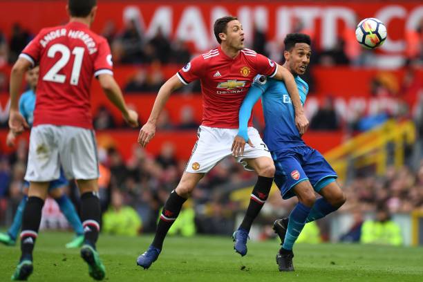 拉菲尼亚事 拉菲尼亚事