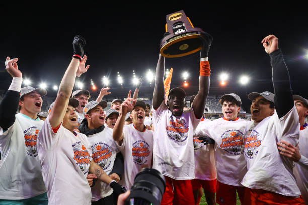 在高强度的 在高强度的