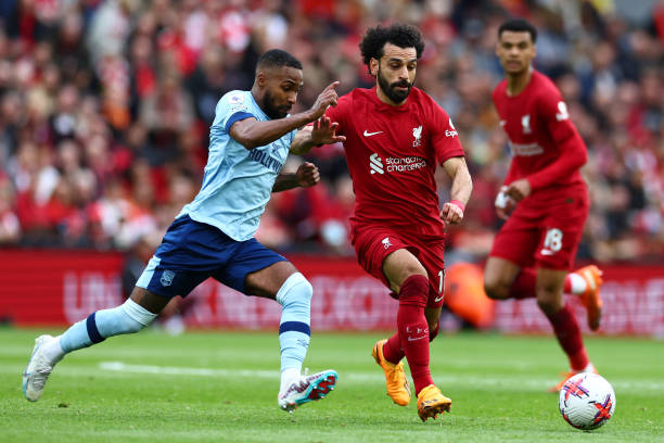 折射出的是 折射出的是